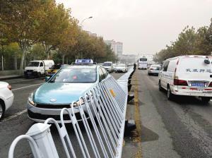 吃瓜护栏哥,揭秘网络红人的崛起之路